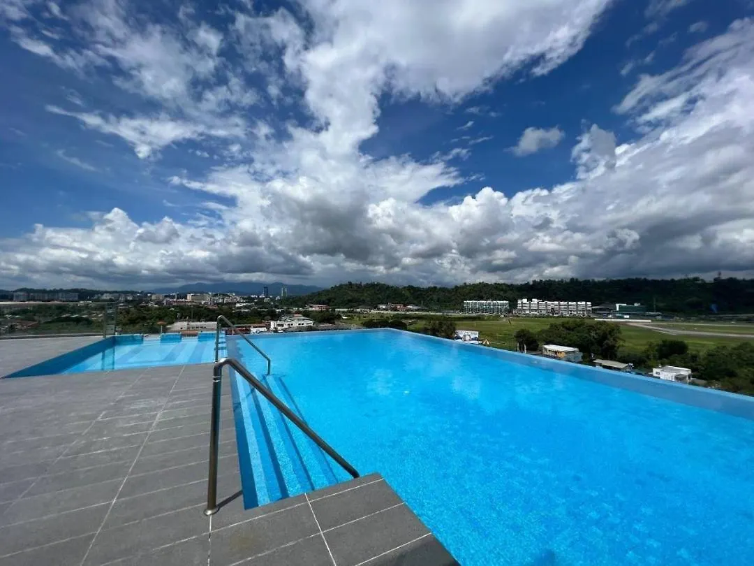Apartment Nilam Residence Aru Suites Sea View 2Br Infinity Pool Kota Kinabalu